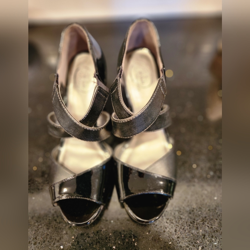 Women’s Life Stride Simply Comfort Callie Pumps - Picture 2 of 6